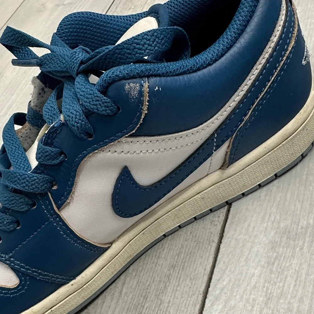 Men’s Jordan 1 Low SE 'Industrial Blue Size 7.5 - Picture 4 of 9